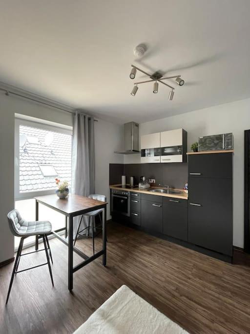 بيليفيلد Gemutliches, Stadtnahes 2-Zimmer Apartment Mit Netflix المظهر الخارجي الصورة