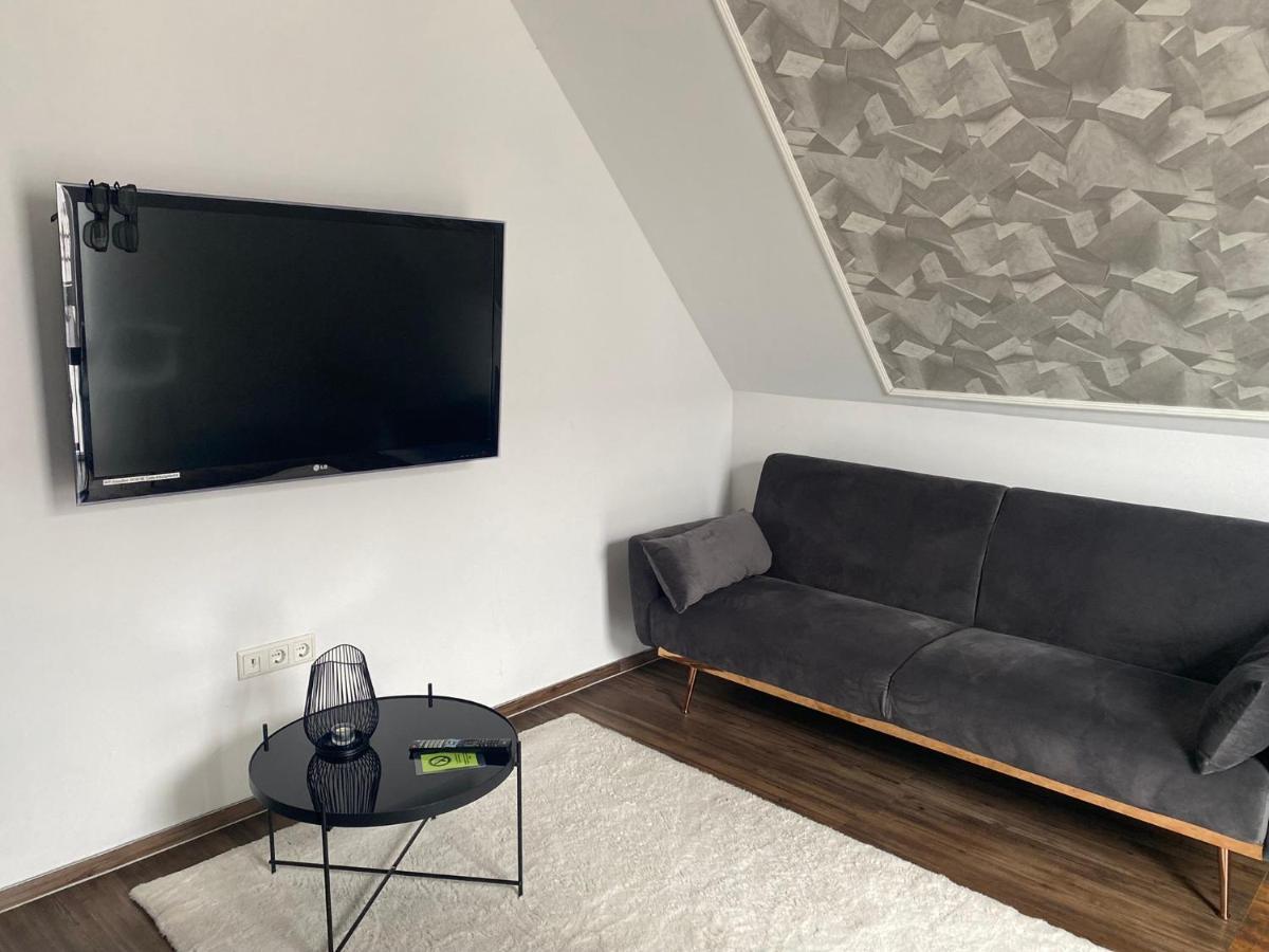 بيليفيلد Gemutliches, Stadtnahes 2-Zimmer Apartment Mit Netflix المظهر الخارجي الصورة
